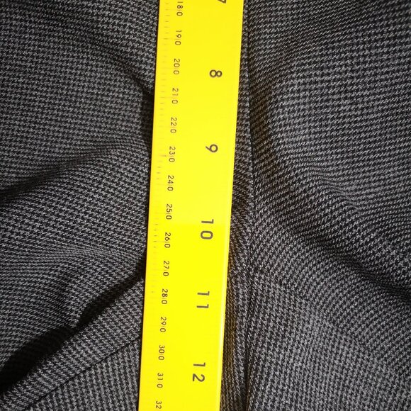 Perfect Stretch by Chico's Ladies Size 1.5 Short (Approx. 8-10 US) Dk Grey Pants - Picture 8 of 9